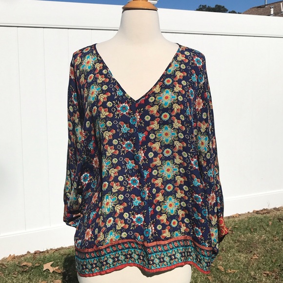NWOT Tolani Multicolor Floral 100% Silk V Neck Dolman Sleeves Blouse Size Small - Picture 16 of 16